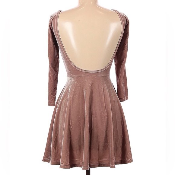 American Apparel, Velvet Skater Dress - Picture 2 of 4